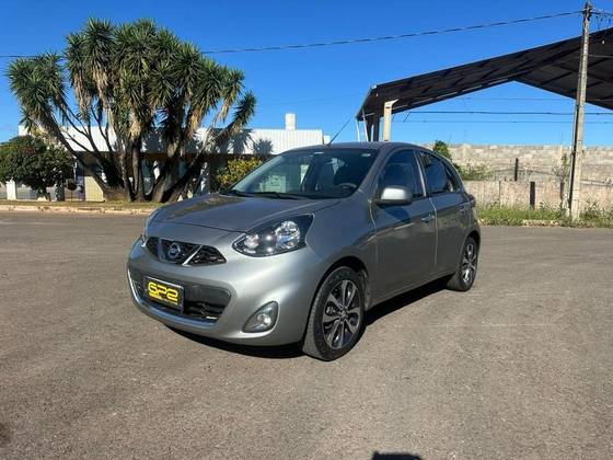 NISSAN MARCH 1.6 SL 16V FLEX 4P MANUAL